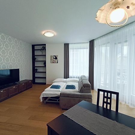 Sag Panorama City Apartment 3 Rooms Free Parking Free Wifi 브라티슬라바 외부 사진